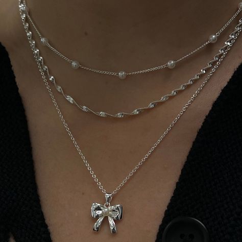 Lover Girl Necklace Silver Jewelry Necklace Stack, Silver Jewelry Layering, Cute Necklace Stacks, Necklace Stacks Silver, Silver Jewelry Stack Necklace, Jewelry Stack Silver, Kiana Bonollo, Silver Chains For Women, Layered Silver Necklaces