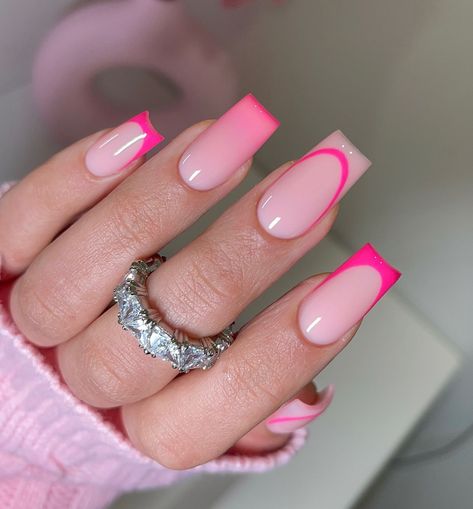 Gel Nail Light, Pink Tip Nails, Uñas Ideas, August Nails, Simple Fall Nails, Night Film, French Tip Nail Designs, Acrylic Nail Set, Hard Nails