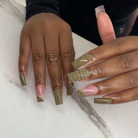 #armygreennaildesigns #GreenNailDesigns #greennaildesigns2024 #greennailextensiondesign #greennailsdesign #militarygreennails #nailextensiondesigngreen #olivegreennaildesigns #olivegreennaildesigns2024 #olivegreennails #olivegreenovalnailsPosted by Zoe Scott: Prepare to embark on a journey into the world of sophistication and modernity with olive green nail designs. This trend effortlessly harmonizes timele... Green Fall Acrylic Nails, Olive Green Fall Nail Designs, Olive French Tip Nails, Olive Green And Brown Nails, Olive Green Acrylic Nails, Fall Green Nail Designs, Olive Green Nails Designs, Olive Nail Designs, Green Fall Nail Designs