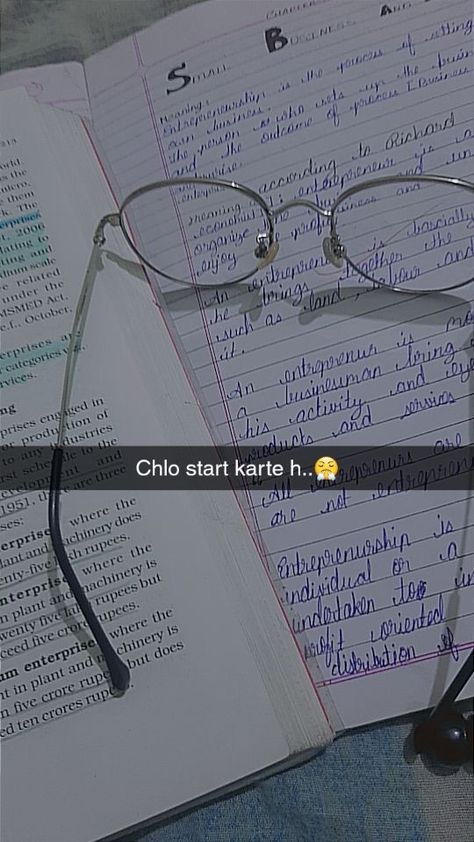 Snap ideas for study 📖 Studies Snap, Studying Snaps, Daily Snap Ideas, Study Snapchat, Ideas For Study, Study Snap, Study Snaps, Study Snaps Ideas, Creative Snaps For Snapchat