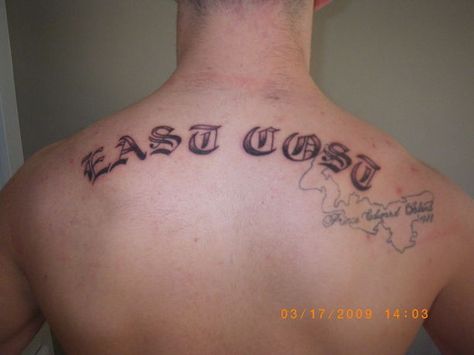 I knew the east coast was different, but... Stupidest Tattoos, East Coast Tattoo, Tatoo Fail, Coast Tattoo, Terrible Tattoos, Worst Tattoos, Funny Tattoo, Tattoo Removal Cost, Spell Check