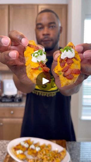 How To Make Potato Wedges, Loaded Wedges, Loaded Potato Wedges, Daven Gates, Potato Skins Recipe, Loaded Potato Skins, Baked Potato Wedges, Potatoe Skins Recipe, Potato Wedges Recipe