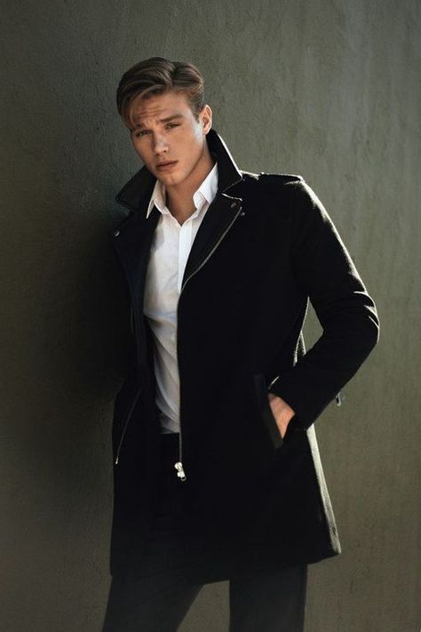 Matthew Noszka} Dimitri Salazar. I’m 24 and I’m pretty quiet. I never say much honestly and I keep to myself. Matthew Noszka, Dapper Outfit, Suit Combinations, Russian Men, Suit Style, Business Outfit, Gentleman Style