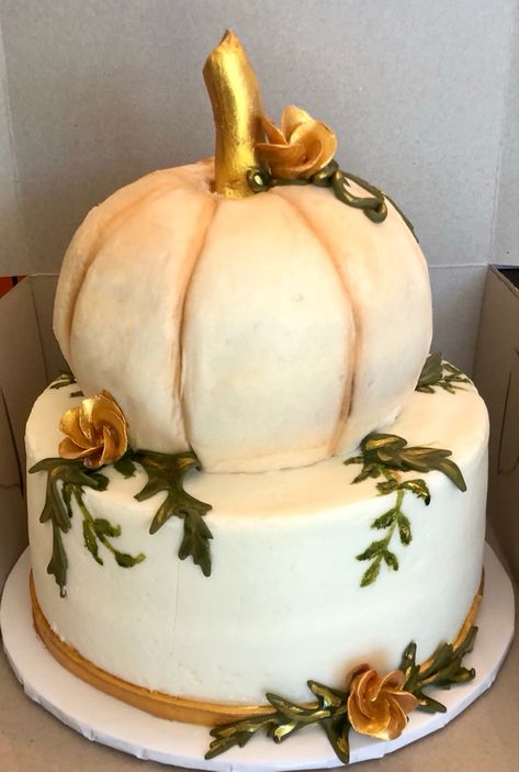 Boho Pumpkin Cake, White Pumpkin Cake, White Pumpkin Smash Cake, White Pumpkin Wedding Cake, Fall Baby Shower Cake For Boys, Wedding Cake Pumpkin, Pumpkin Wedding Cake, Pumkin Cake, Pumpkin Wedding Cakes