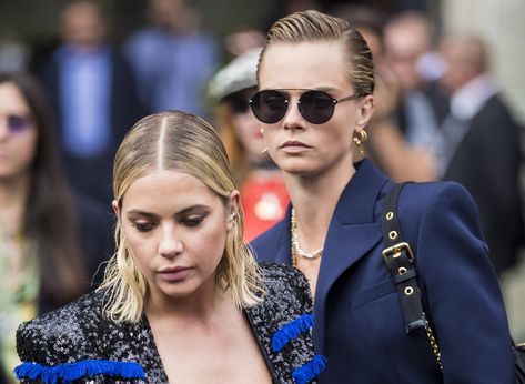 Ashley Benson and Cara Delevingne Enjoy a Theme Park Date Night in London Cara Delevingne Style, Cute Celebrity Couples, Hanna Marin, Evan Rachel Wood, Birthday Trip, Ashley Benson, Heathrow, Amber Heard, Megan Fox