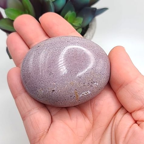 Natural Ocean Jasper Crystal Palm Stone Approximately 58mm 84g Country Of Origin: Madagascar Smoke-Free Home Shiny Rocks, Theme Hotel, Ocean Jasper Crystal, Lavender Stone, Blue Slime, Art Carved, Horse Figurine, Pink Ceramic, Vintage Jewelry Box