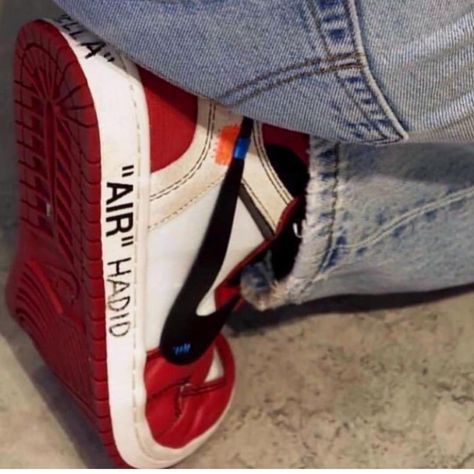 OFF-WHITE c/o VIRGIL ABLOH ™ on Instagram: “Via @bellahadid” Sup Girl, Hiphop Style, Kubo And The Two Strings, Dr Shoes, Fashion Streetwear, Red Aesthetic, Vans Old Skool Sneaker, Shoe Game, Mary Jane Sneaker