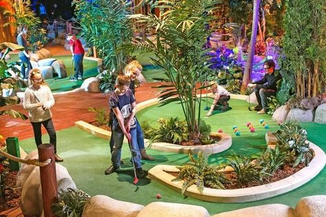 Amazon themed Treetop Adventure Golf is coming to The Printworks in Manchester this summer - Manchester Evening News Jungle Snacks, Ancient Explorer, Indoor Mini Golf, Theme Tree, Top Golf Courses, Adventure Golf, Crazy Golf, Kids News, The Amazon Rainforest