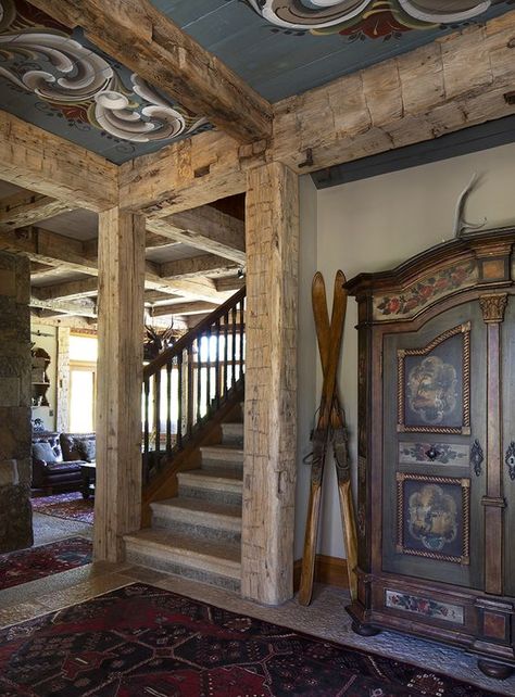 German Cabin Interior, Bavarian Home Decor, Old Norwegian House Interior, Bavarian House Interiors, Old German Houses Interior, Bavarian Interior Design, Norway Home Interior, Norwegian Home Interior, Norwegian Cabin Interior