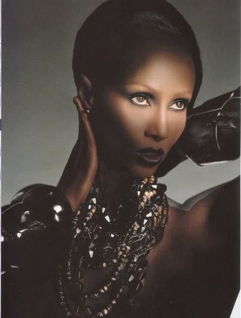 SUPERMODEL SHRINE Iman Bowie, Iman Abdulmajid, Iman Model, Somali Women, Iman And David Bowie, Black Supermodels, Eartha Kitt, Super Models, Elsa Peretti