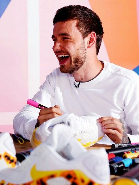 Lima Bean, One Direction Photos, Liam James, 1 Direction, Pop Rock, Liam Payne, Rest In Peace, Pigeon, Beauty Fashion