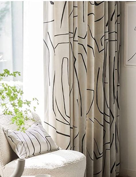 Curtains For Black And White Bedroom, African Curtains Living Rooms, Black And Cream Curtains Living Room, Modern Dining Room Curtain Ideas, Black And White Living Room Curtains, Black And White Pattern Curtains, Cream And Black Curtains, Geometric Living Room Decor, Curtain Patterns Living Room