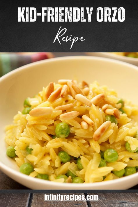 This Cheese Orzo is comfort food at its best! Loaded with lots of rich cheesy flavor this one pot dish is ready in just 10 minutes making it a weeknight staple in our house! Ingrédients Fruits et légumes • 2 cups Broccoli florets • 2 cloves Garlic • 1 tbsp Thyme, fresh Conserves • 3 cups Chicken stock, low sodium Pâtes et céréales • 1 lb Orzo Aides culinaires et épices • 1/4 tsp Black pepper • 1/4 tsp Salt Produits laitiers • 1 tbsp Butter • 3/4 cup Cheddar cheese • 1/4 cup Half and half Orzo Recipes, Orzo Pasta, One Pot Dishes, Broccoli Florets, Low Sodium, Chicken Stock, Orzo, How To Dry Oregano, Meal Time