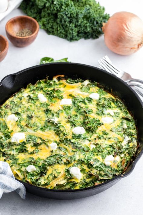 Kale And Goat Cheese, Kale Frittata, Fritatta Recipe, Kale Feta, Goat Cheese Frittata, Healthy Breakfast Recipe, Frittata Recipe, Cheese Frittata, Recipe Girl