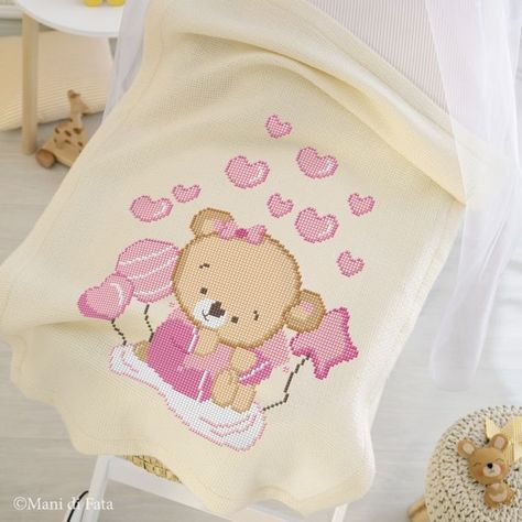 kit punto croce copertina culla aida lana bimba 'orsetto' Cross Stitch Baby, Baby Knitting Patterns, Baby Knitting, Bed Sheets, Stitch Patterns, Cross Stitch Patterns, Knitting Patterns, Cross Stitch, Teddy Bear