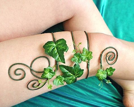 Nature Costume, Dark Fairy Costume, Forest Fairy Costume, Mother Nature Costume, Fairy Costume Women, Spirit Halloween Costumes, Mother Nature Tattoos, Leaf Ear Cuffs, Poison Ivy Costumes