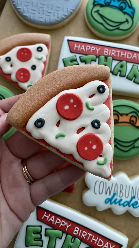 Emily Perkins (@thecookiedesigner) • Instagram photos and videos Pizza Slice Cookies Decorated, Pizza Cookies Decorated, Slice Cookies, Emily Perkins, Pizza Cookies, Cookie Pizza, Decorating Cookies, Take The Cake, Pizza Slice