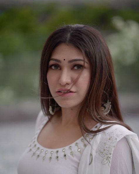 Tulsi Kumar, Sehun, Actresses, Quick Saves, Instagram