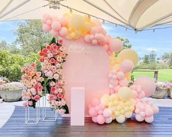 Pink Balloon Garland, Yellow Birthday Parties, Christening Balloons, Pink Tablescape, Baby Shower Balloon Arch, Pink Lemonade Party, Pink Party Decorations, Sunshine Baby Showers, Baby Shower Yellow