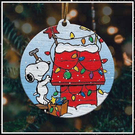 Christmas Yard Crafts - If you found what you like, it's very crucial that you take action immediately - Visit For More! Snoopy Christmas Ornaments Diy, Charlie Brown Christmas Ornaments, Snoopy Ornaments Diy, Ornament Design Ideas, Ordiment Ideas, Christmas Craft Ideas To Sell, Ornament Decorating Ideas, Ornament Ideas Christmas, Snoopy Ornaments