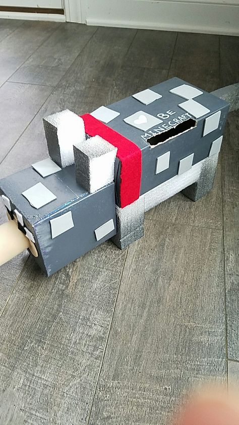 Valentine Box Dog, Minecraft Wolf, Box Valentine, Valentines Box, Valentine Day Boxes, Minecraft Party, Dog Valentines, Valentine Box, 6th Birthday