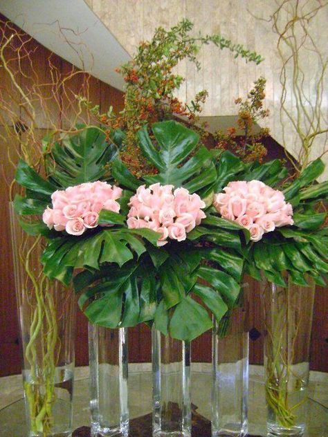 Curly Willow, Monstera Leaves, D F, Flowers Wedding, Wedding Centerpieces, Roses, Hotel, Flowers, Floral