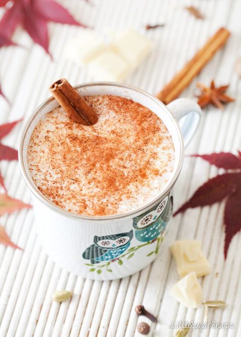 Chai Spiced White Hot Chocolate is a sweet yet delicate blend of milk, white chocolate and Indian spices. It is irresistibly indulgent and warming. #chaispicehotchocolate #chaihotchocolate #chaispice #masalaspice #whitehotchocolate #chaiwhitechocolate #chaiwhitehotchocolate Hot White Chocolate, Spiced Hot Chocolate, Indian Chai, Masala Spice, Hot Chocolate Drinks, White Hot Chocolate, Chai Tea Latte, Alcoholic Beverage, Homemade Hot Chocolate