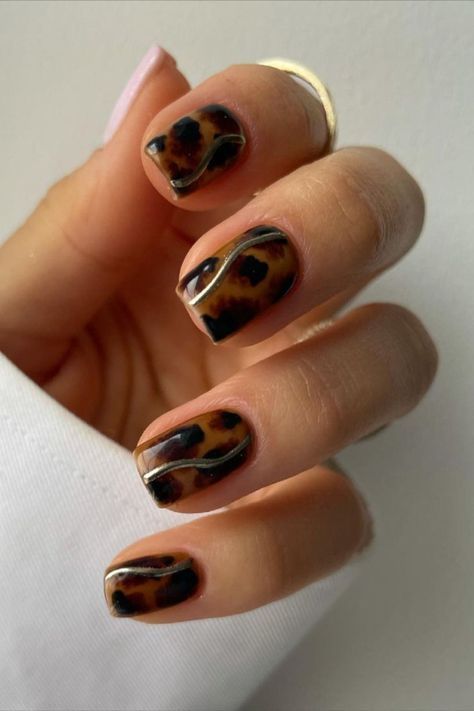 Wife Nails, February Nails, Smink Inspiration, Leopard Nails, Makijaż Smokey Eye, Pretty Gel Nails, Mob Wife, Dark Nails, Short Nail Designs