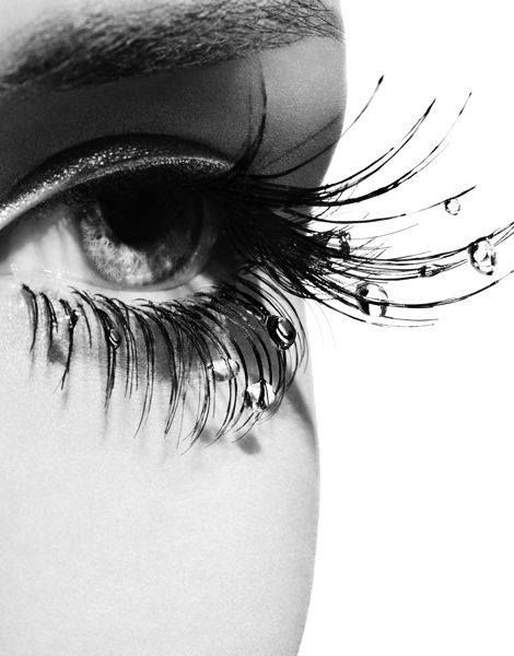 Quilling Arts, Make Up Diy, Lash Designer, Foto Art, White Photos, Long Lashes, Black White Photos, Eye Make, Eye Art