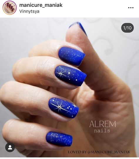 Starry Nails Night Skies, Night Sky Nails Design, Night Sky Acrylic Nails, Ravenclaw Manicure, Start Night Nails, Starry Nails Acrylic, Starry Nail Art, Navy Nails Stars, Starry Night Nails Acrylic