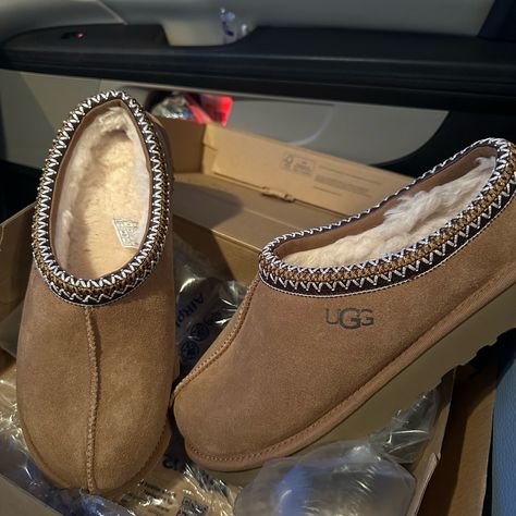 Ugg Woman’s Tasman Slipper In Chestnut. Brand New In Original Box. I Ordered The Wrong Size. Never Worn Ugg Tasman Aesthetic, Chestnut Tasman Uggs, Uggs Aesthetic, Tasman Uggs, Ugg Tasman Slippers, Ugg Tasman, Shoes Ugg, Chestnut Color, Birthday Board