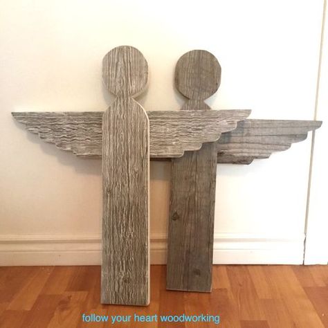 Old Wood Crafts, Old Wood Projects, Woodworking Plans Patterns, Wood Angel, Rustic Woodworking, Woodworking Bed, Wooden Angel, Wood Crafting Tools, Funky Junk Interiors