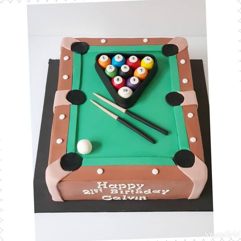 21st birthday cake!! by Bella's Cakes 18th Birthday Cake Male, Billiard Cake Design, Male 21st Birthday Cake, Pool Cakes, Pool Table Cake, 21st Birthday Cake For Guys, Male Cakes, Guys 21st Birthday, Pool Cake