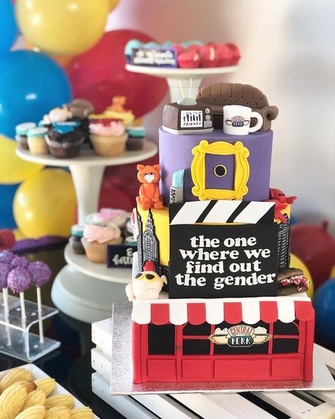 Happycakes Surrey on Instagram: “FRIENDS gender reveal party!!!! (Its a boy!! 😉💙)” Friends Themed Gender Reveal, Friends Gender Reveal, Disney Baby Announcement, Couples Things To Do, Pregnancy Gender Reveal, Gender Reveal Party Theme, Gender Reveal Themes, Baby Announcement Shirts, Baby Birthday Themes