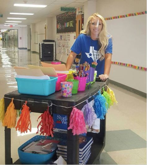 Teacher-tested and approved tips for when you may not have a permanent classroom. Ms. Harmon advised fellow teachers to “embrace cart life!”. Check out more of our teacher tips on our site! Image credit: @ms_harmon_in_color Teacher Cart Decorating Ideas, Teaching From A Cart Organization, Teaching On A Cart, Traveling Teacher Cart Organization, Mobile Teacher Cart, Teaching From A Cart, Floating Teacher Cart, Mobile Classroom Cart Traveling Teacher, Traveling Teacher Cart