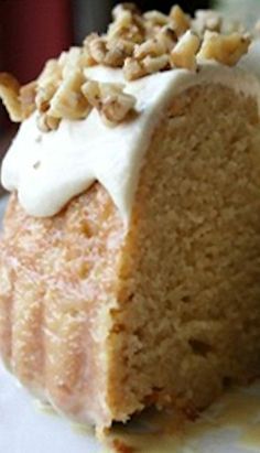 Maple Desserts, Maple Cake, Maple Recipes, Maple Syrup Recipes, Maple Frosting, Cake Mug, Maple Cream, Pound Cakes, Bundt Cakes Recipes