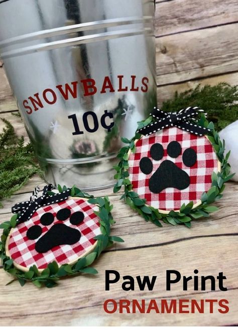 Dog And Cat Christmas Ornaments Diy, Diy Dog Themed Christmas Ornaments, Dog Ornaments Diy, Pawprint Ornament, Paw Print Crafts, Sellable Crafts, Panther Pride, Print Crafts, Paw Print Ornament