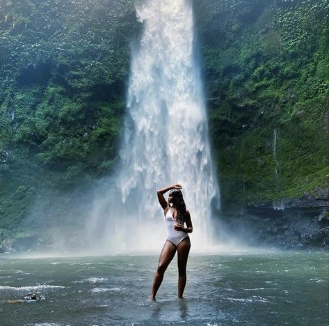 Caribbean Photoshoot, Black Women In Luxury, Women In Luxury, Studio Photoshoot, Caribbean Travel, Photoshoot Concept, Vacation Photos, More Love, What Is Tumblr