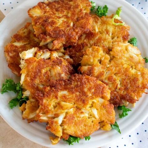 Crab Cakes Canned Crab Meat, Can Crab Recipes, How To Make Crab Cakes, Canned Crab Cakes Recipe, Crab Cakes With Canned Crab, Canned Crab Meat Recipes, Canned Crab Recipes, Can Crab Meat Recipes, Crab Cakes Recipe Best