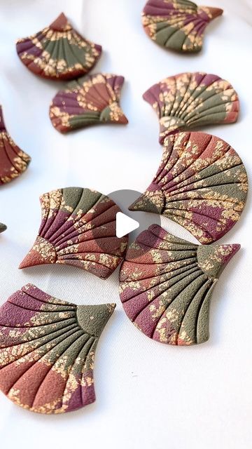 Polymer Clay Earring Ideas, Polymer Clay Painting, Terracotta Jewellery Designs, Polymer Clay Embroidery, Polymer Inspiration, Polymer Beads, Polymer Clay Diy, Polymer Crafts, Polymer Clay Canes