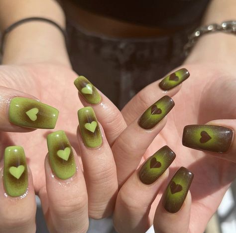 Gel Manicure Designs, Brown Nails Design, Stiletto Nail Art, Green Nail Designs, Polygel Nails, Party Nails, Nail Patterns, Glam Nails, Brown Nails