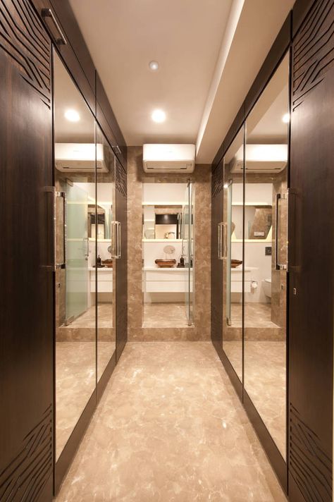 7 Walk-in Closets For Indian Homes (From Sunita Vellapally) Bathroom With Dressing Room, Narrow Closet Design, Wardrobe Laminate Design, Wardrobe Design Modern, Bedroom With Bathroom, Room Design Modern, Dream Closet Design, Walk In Closet Design, Build Yourself