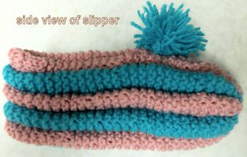 Phentex Slippers, Slippers Free Pattern, Knitting Slippers, Knit Slippers Free Pattern, Striped Slippers, Knitted Slippers Pattern, Crochet Socks, Slippers Pattern, Pattern Sewing