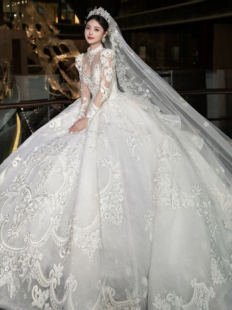 Marrige Dress, Ethereal Wedding Dress Goddesses, Chinese Wedding Dresses, Japanese Wedding Dress, Korean Wedding Dress, Ethereal Wedding Dress, Crystal Wedding Dresses, Big Wedding Dresses, Chinese Wedding Dress