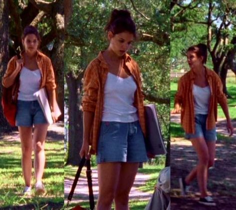 Dawson’s Creek Outfits, Joey Dawsons Creek Outfits, Dawson Creek Outfits, 90d Fashion Outfit, 90s Button Up Shirt Outfit, Dawsons Creek Outfits, Dawsons Creek Fashion, 90s Movie Outfits, 90s Tv Shows Outfits