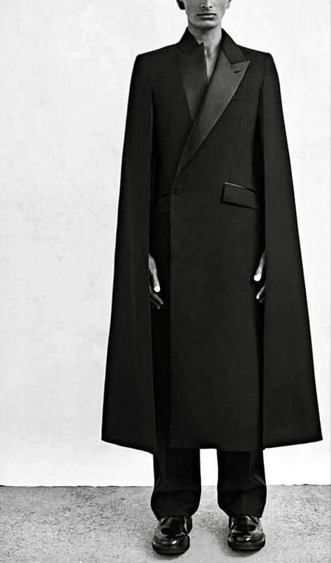 Avant Garde Suit Men, Vibe Board, Futurism Fashion, Black Coat Men, Theatre Design, Avant Garde Fashion, The Shining, Black Suits, Suit Fashion