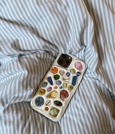 Lucy Williams on Instagram: “Treasure in my pocket🔮 @memor_studio *gift” Memor Studio Phone Case, Memor Studio, Vinyl Art Paint, Color Pencil Illustration, Lucy Williams, Acrylic Phone, Jewellery Holder, Banana Art, Handmade Phone Case