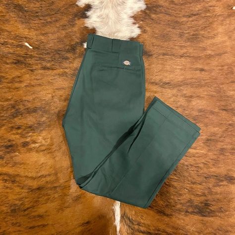 Dickies 874- Hunter Green (34x30) Dickies Green Pants, Green Dickies Pants Outfit Men, Green Dickies Pants Outfit, Dickies 874 Outfit Girl, Dickie Pants Outfits Men, Dickies 874 Outfit, Green Dickies, Dickies 874, Pants Outfit Men