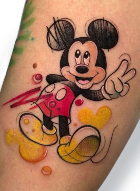 Functional Tattoo, Goofy Tattoos, Disney Tattoo Designs, Disney Characters Tattoos, Character Tattoo Ideas, Minnie Tattoo, Mickey Tattoo, Glow Tattoo, Mickey Mouse Tattoo