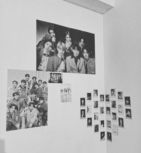 Room decor as a kpop Stan Decor Study Room, Room Decor Study, Posters On Wall Bedroom, Pinterest Room, Kpop Room, Cute Diy Room Decor, Small Room Decor, Windows To The Soul, Pinterest Room Decor